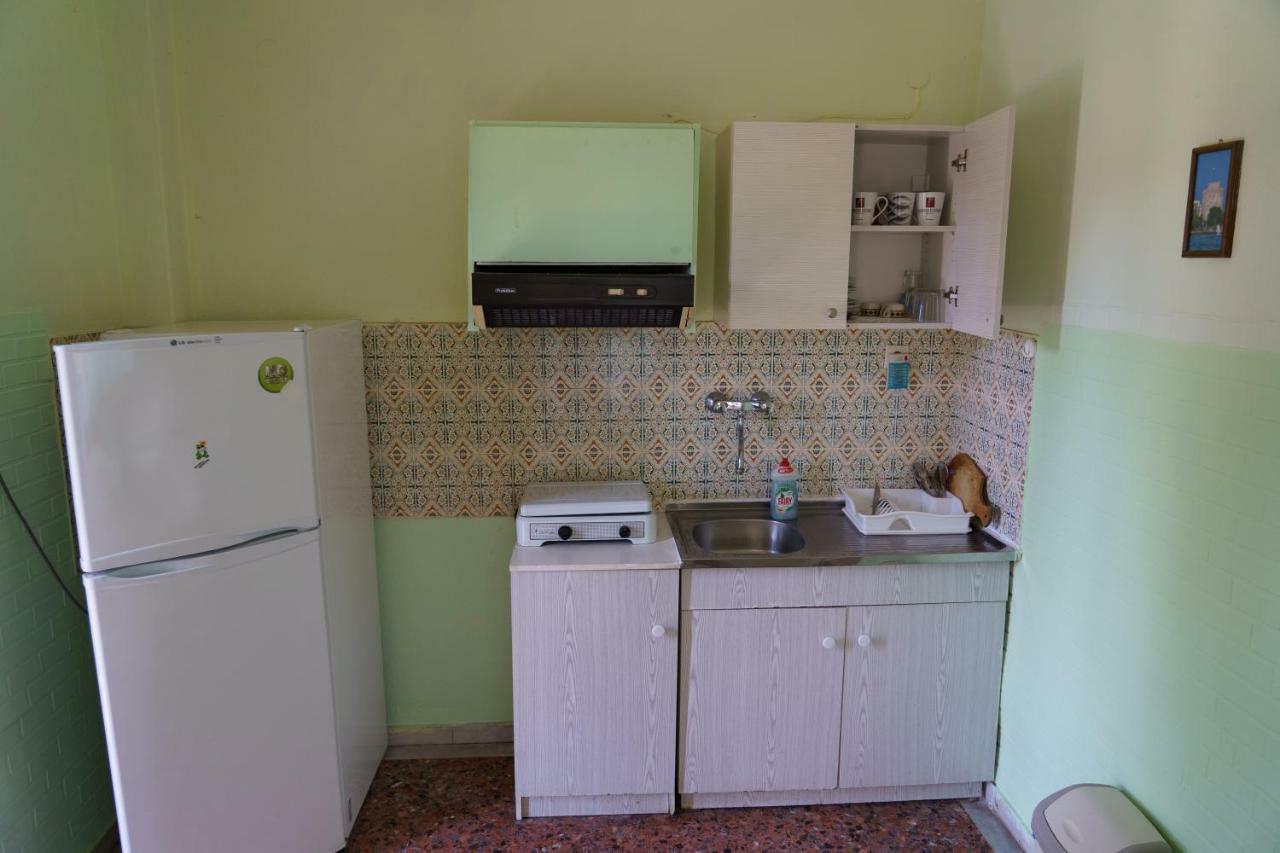 Drosia Apartments Аспровальта Экстерьер фото